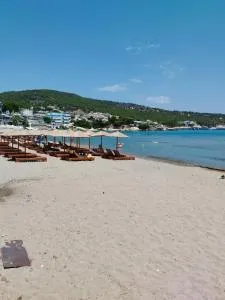 Nikolas Marios by Frangki - Mesargos