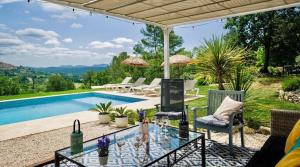 Maisons de vacances Villa bella piscine 12 personnes : photos des chambres