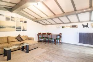 Typical Livorno Apartment with Covered Terrace!