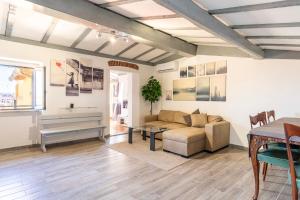 Typical Livorno Apartment with Covered Terrace!