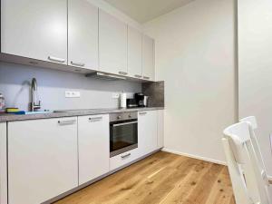 AM1036 - Moderne Monteurwohnung mit Balkon