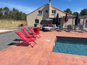 Villas Maison de charme, piscine et vue panoramique : photos des chambres