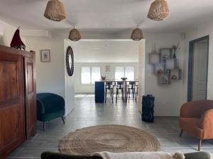 Villas Maison de charme, piscine et vue panoramique : photos des chambres