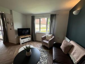 3 Bedroom lodge Hengar Manor sleeps 6 115