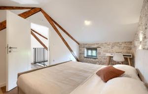 Beautiful Villa Treori with pool in Sv Lovrec