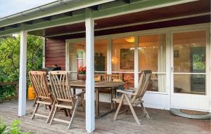 Awesome Home In Højby With Wifi