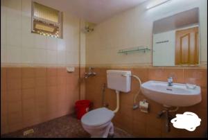 2 bhk resort with pool calangute candolim