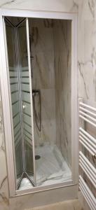 Grand T2 Meublé-Juan Pins-Logt8