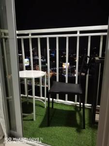 Olivias Staycation 1801