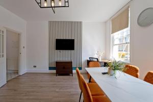 Imperial Balfe Street Apartment