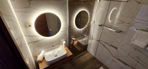 Oliane Rooms & Accommodation