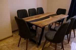 3BDR, Top Center Retreat, Sofia Heart, FREE Parking