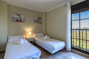 Las Palmeras by Ĥ - Playa Punta del Moral PLHP100P100