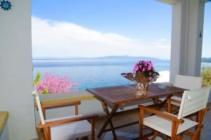 Goddesses Villa 2 in Nies