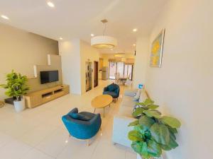 Biệt Thự (Villa)