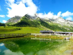 Campings Camping Onlycamp du Cret : photos des chambres