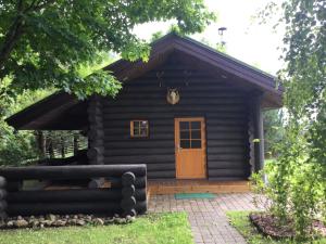 Russet & Rowanberry - Russet House