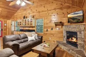 Lucky Cub Cabin - Oldham