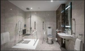 Deluxe Double Room room in Maldron Hotel Belfast City