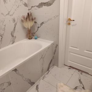 Apartment RAMUŁTA 53 Gdynia balcony Netflix PS4