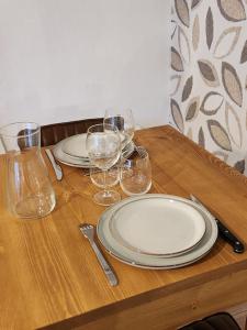Maisons de vacances Charmante petite maison de bourg avec spa : photos des chambres