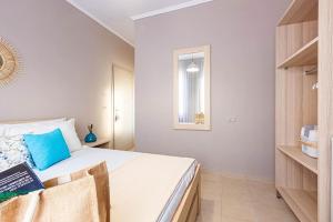 Himara City 31 - Central, Beach Access