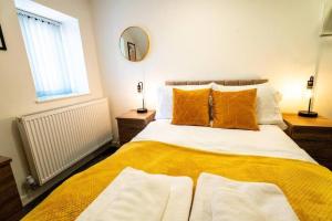 3 Bedroom Apartment, Walking Distance to Centre & Amazing Food at your door step