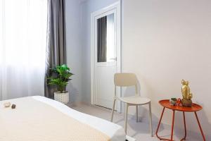 Himara City 32 - Central & Beach Access