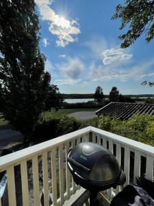 Cosy little house with sea view and great location