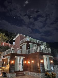 Skyview Villa Udaipur with private pool 4Bhk Villa