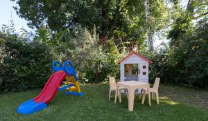 FEWO PARTNERS - Fewo California Dreaming 93 qm mit Garten in Wildau Nähe BER-Airport