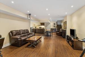 Cozy 1-BR, with Private Patio