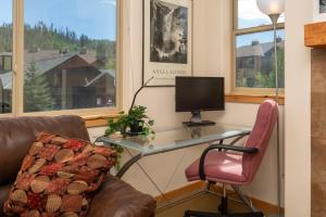 Trailhead Lodges 821