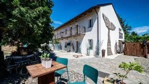 Suites con Vista Panoramica e Home Restaurant - Pet Friendly nel Monferrato -  Cinaglio