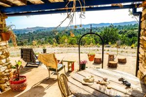 FARMSKY 2 Double or Triple Room at WILDSPIRIT Eco Farm