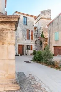 Les Greniers Du Château - Saze