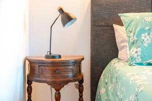 B&B / Chambres d'hotes Les Greniers Du Chateau : Chambre Double avec Salle de Bains Privative