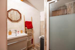 B&B / Chambres d'hotes Les Greniers Du Chateau : photos des chambres