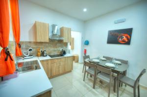 Charming 2 bedroom near Sliema seafront YBON1-1