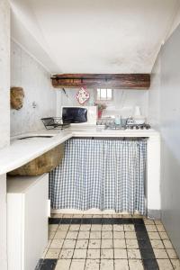 UNYCA - Stairways to Heaven