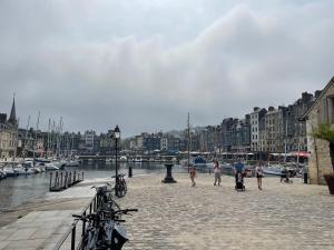 Appartements Le Bassin : Appartement 2 Chambres