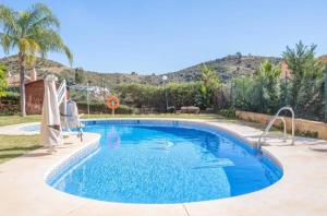 Vue mer panoramique et grande terrasse Appartement 2 chambres à Calahonda Mijas Malaga