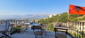 Guest House Emily - 3-star hotels in Gjirokastër