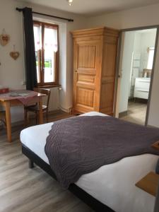 B&B / Chambres d'hotes Chambres d'hotes A la Fecht Nature et Bien-etre : photos des chambres
