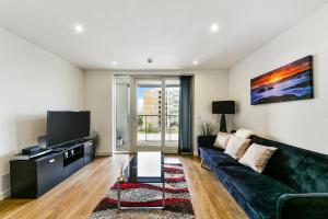 Stunning 2 bed 2 Bath Apartment in Canary wharf