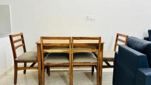 Aerocity Retreat - Luxe Stay in Chandigarh