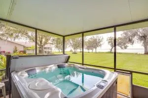 Cozy Frostproof Escape with Private Hot Tub! - Frostproof