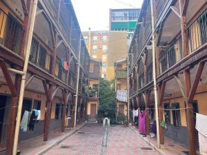 Bravo Murillo 9, corrala histórica junto al metro Quevedo