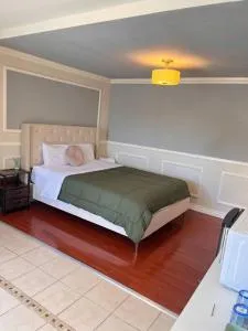 Studio Living,Quiet Neighborhood, Near Airport - 钻石吧