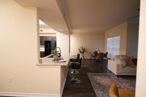 Charming 2 bedroom, 2 bath apartment